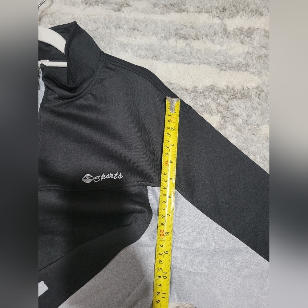 TBY Black and Gray Men's Jacket - Picture 9 of 13
